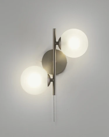 Бра Moderli Molly V11465-2W (220V, выключатель, шарики)