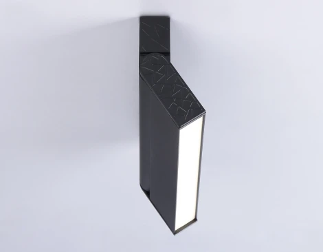 Настенно-потолочный светодиодный светильник Ambrella Techno Spot TA1821 (220V)