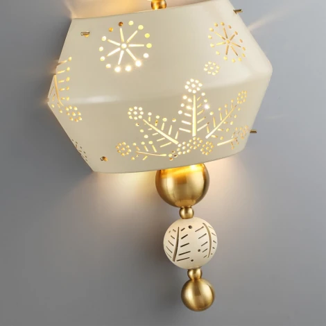 Бра Odeon Light Karelia 5444/1WA бежевый/античная бронза/металл/керамика E14 2*40W