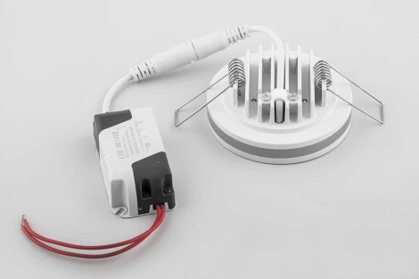 Встраиваемый точечный светильник Feron AL600 28905 (LED, 220V, круглые)