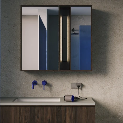 Накладка для розетки с заземлением защитными шторками и крышкой (капучино) Voltum S70 VLS000814