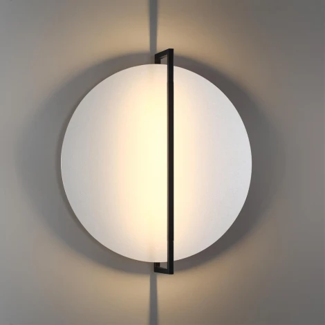 Настенно-потолочный светильник Odeon Light Next 7015/20WL белый ice crack/металл/акрил LED поворотный на 360 1*20W LUNAR (220V)