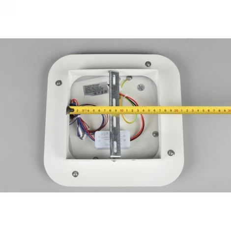 Настенный светильник Omnilux 76 OML-07601-29