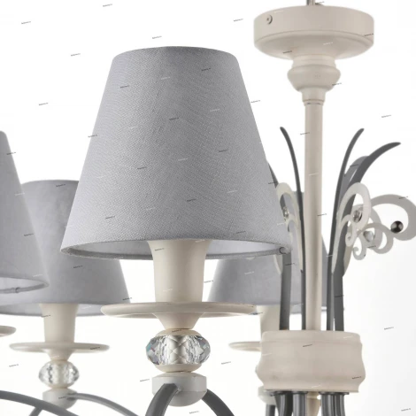 Потолочная люстра Maytoni Wings ARM993-PL-07-W