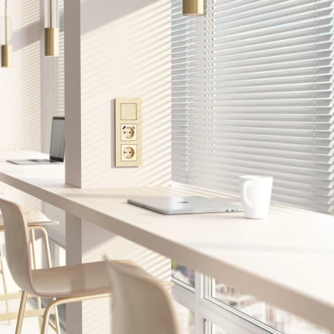 Рамка на 3 поста (шампань) Werkel W0033511 (a066335)