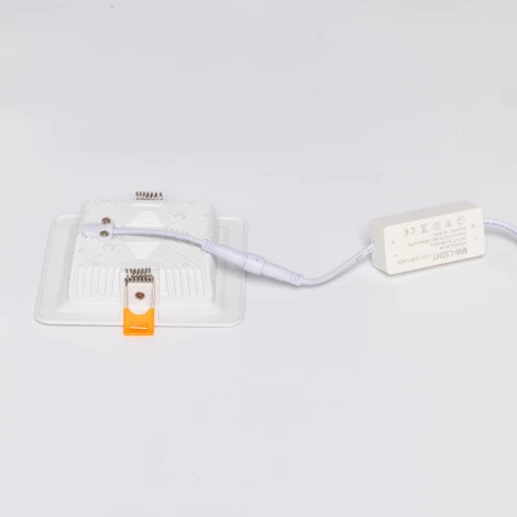 Встраиваемый светильник DeMarkt Прайм 850013701 (LED, 220V)