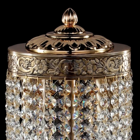 Интерьерная настольная лампа Maytoni Diamant 1 A890-WB2-G