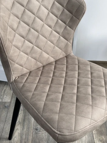 Стул МОНРО, цвет CYPRUS-03 ЛАТТЕ, искусственная замша / черный каркас M-City 64614