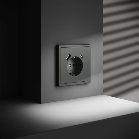 Розетка с заземлением, шторками и USB Type A+С (титан) Voltum S70 VLS040506