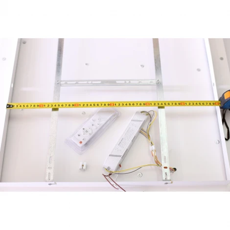 Потолочный светильник Omnilux White OML-06107-150