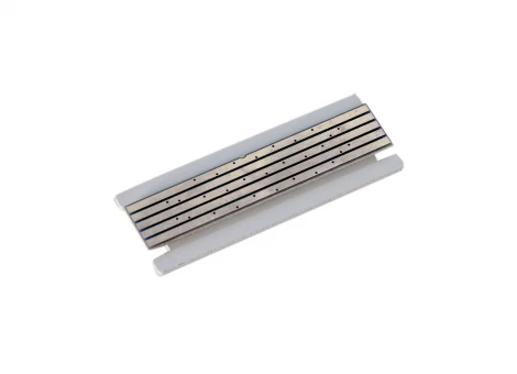 Короткая декоративная плата белого цвета для магнитного шинопровода Short Plate DLM/X White Donolux