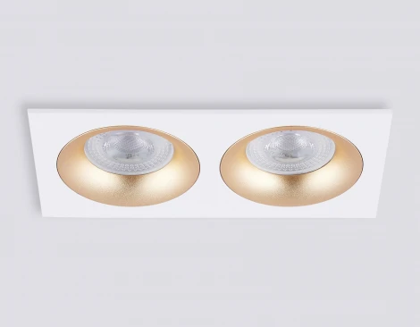 Точечный встраиваемый светильник Ambrella TECHNO SPOT TN102733 (220V)