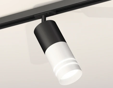 Комплект трекового светильника Ambrella TECHNO SPOT XT7401111 (220V)