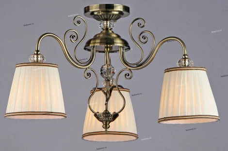 Подвесная люстра Maytoni Vintage ARM420-03-R