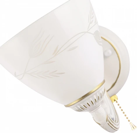 Бра с выключателем Arte Milano AM343659 343659/1W WT+G (220V)