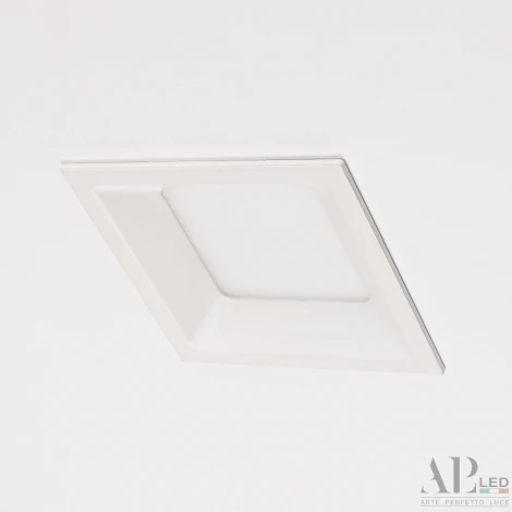 Точечный светильник встраиваемый APL LED Ingrid 3322.LDF5016/5W/6K (220V, IP40)