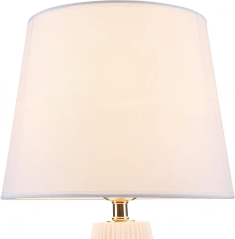 Интерьерная настольная лампа Maytoni Calvin Table Z181-TL-01-W (220V)