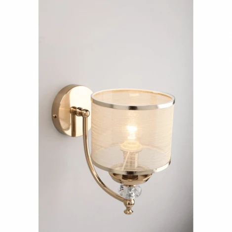 Бра Aployt Agata APL.720.01.01 (220V)