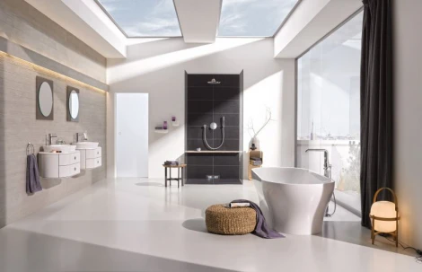 Смеситель Grohe Essence New 23491001 напольный