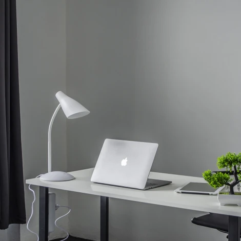 Интерьерная настольная лампа Uniel TLD-562 White/LED/360Lm/4500K/Dimmer (220V, диммер, сенсорный выключатель)
