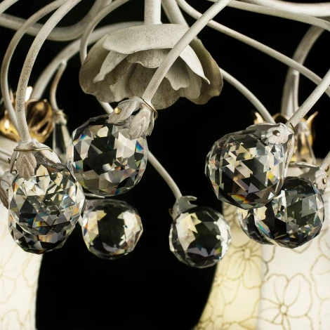Потолочная люстра Arte Lamp Bellis A2819PL-8WG