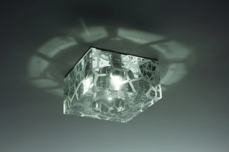 Встраиваемый точечный светильник Novotech Cubic-Led 357015