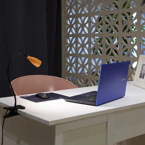 Настольная лампа на прищепке Uniel ULM ULM-D501 4W/4000K ORANGE