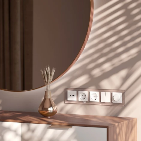 Рамка на 5 постов Favorit (латте, стекло) Werkel W0051142 (a058822)