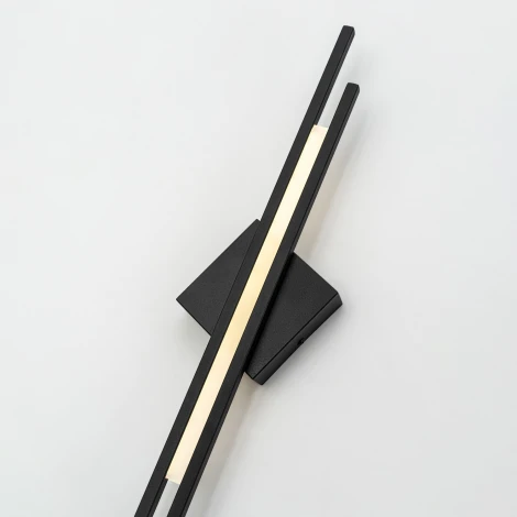 Бра светодиодное с регулировкой цветовой температуры Modelux ML.728.580 BK