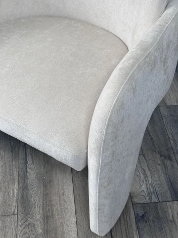 Кресло КУБ (CUBE) цвет AT5139-09 Бежевый, ткань/каркас металл в тканевой обивке AT5139-09 ®DISAUR M-City 64574