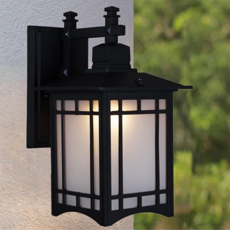 Настенный фонарь уличный Reluce 08245-0.2-001U BK (220V, фонарь, IP44)