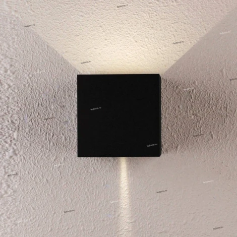 Настенный светильник Crystal Lux CLT 520 520W BL (LED, 220V, куб)