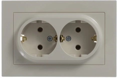 Розетка встраиваемая двойная с заземлением (бежевый) Systeme Electric AtlasDesign ATN000224