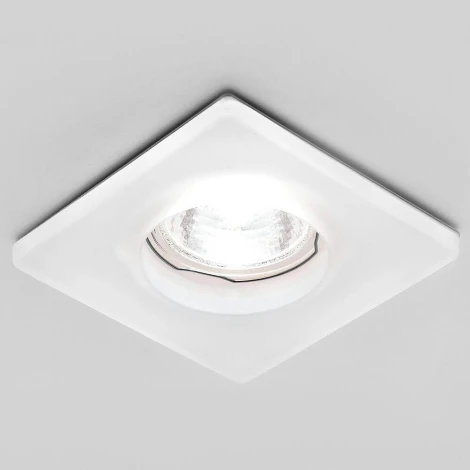 Встраиваемый точечный светильник Ambrella 2240/60 D2250 W