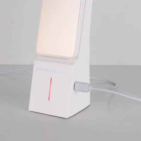 Офисная настольная лампа Eurosvet Desk белый/золотой (TL90450)