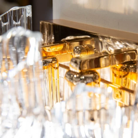 Настенный светильник Varese L34424.93 (220V)