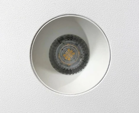 Встраиваемый светильник под гипсокартон Italline DL 2248 white (220V, круглые)