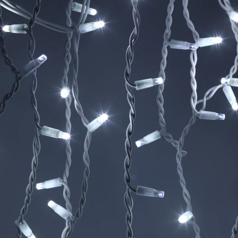 Гирлянда светодиодная Бахрома 2x0,7 м холодный белый свет ЭРА ERAPS-BK1