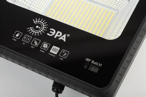 Прожектор уличный светодиодный на солнечной батарее с датчиком движения и пультомЭРА ERAPRO-100