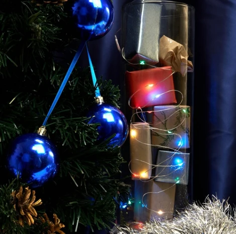 Светодиодная гирлянда линейная Роса мультиколор 2м с питанием от батареек Feron CL588 51441