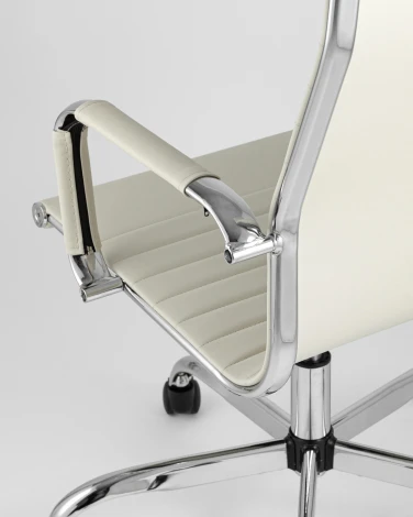 Кресло руководителя TopChairs City бежевое УТ000001921