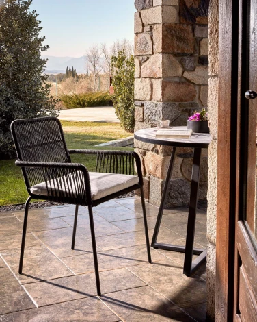 Стол уличный La Forma (ex Julia Grup) Tella (Белый,Черный/ Керамика,Сталь,Металл,Цемент)