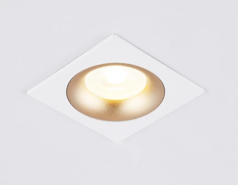 Точечный встраиваемый светильник Ambrella TECHNO SPOT TN102728 (220V)