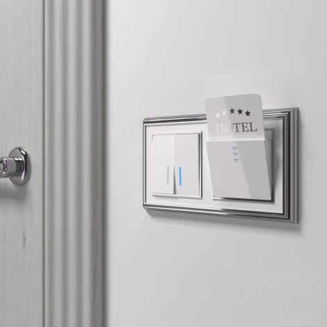 Рамка на 2 поста (хром/белый) W0021331 (a051211)