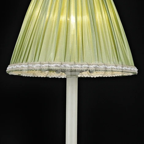 Интерьерная настольная лампа Maytoni Olivia ARM325-00-W