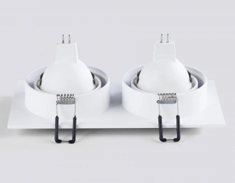 Точечный встраиваемый светильник Ambrella TECHNO SPOT TN102731