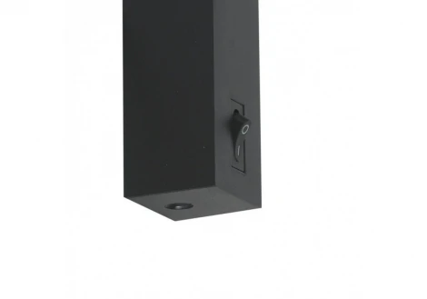 Спот Favourite Eckig 2403-1W