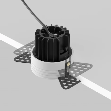 Встраиваемый светильник под гипсокартон Maytoni Round DL058-7W2.7K-TRS-B (LED, 220V, круглые)