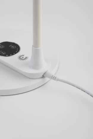 Офисная настольная лампа светодиодная с регулировкой цветовой температуры и яркости ЭРА NLED-498-10W-W