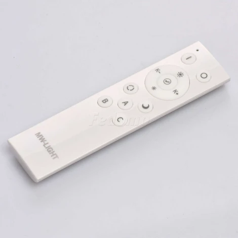 Потолочный светильник DeMarkt Ривз 674014801